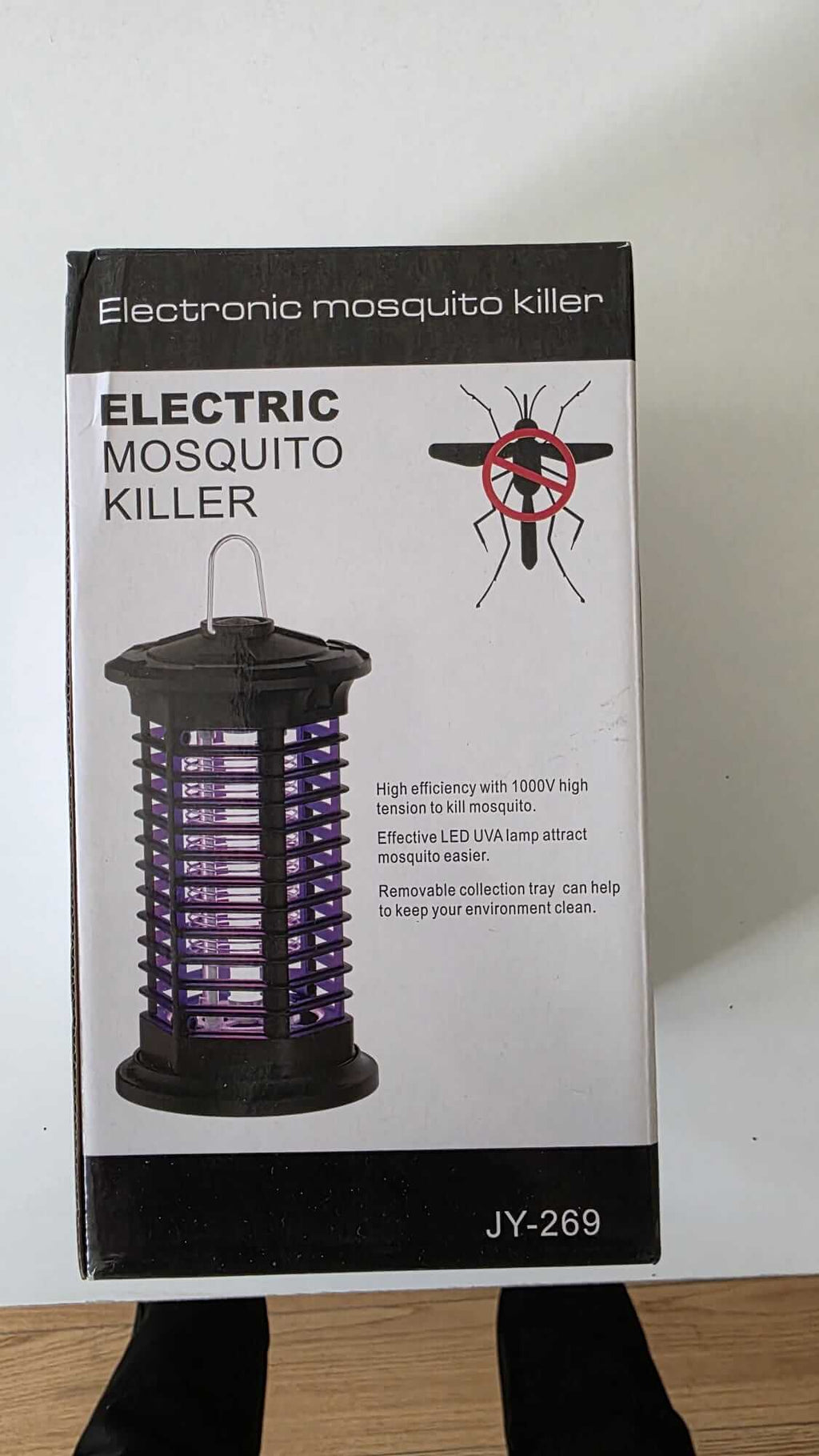Aparat / lampa protiv komaraca